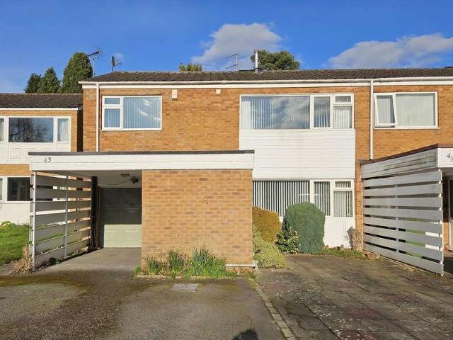Terraced House for sale in Solihull, Blossomfield