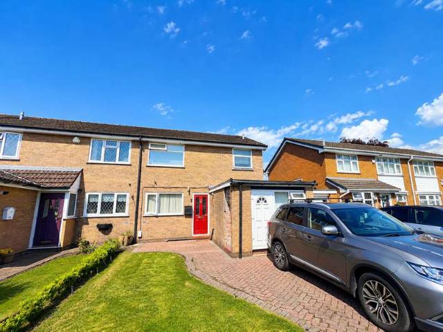 Cottage for sale in Ashton upon Mersey, Trafford Park