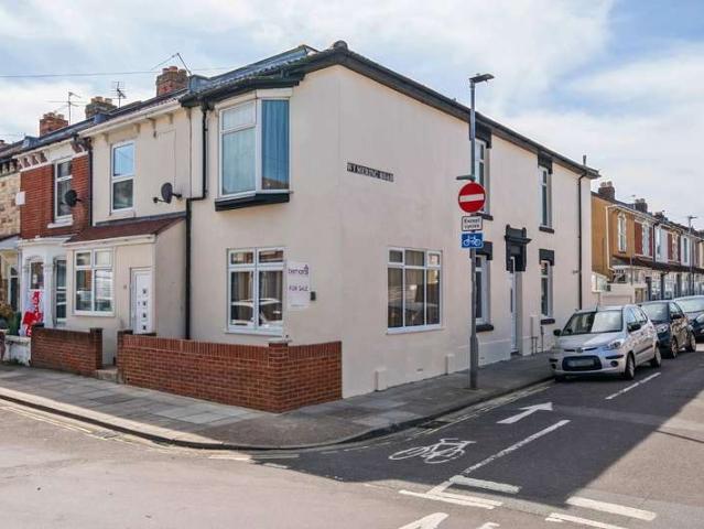 Cottage for sale in Buckland, City Of Portsmouth