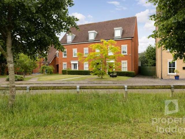 Cottage for sale in Crostwick, Norfolk