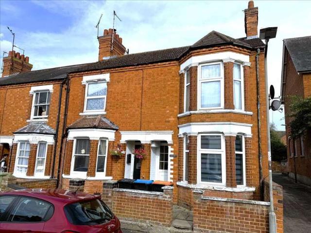 Cottage for sale in Wolverton and Greenleys, Old Wolverton