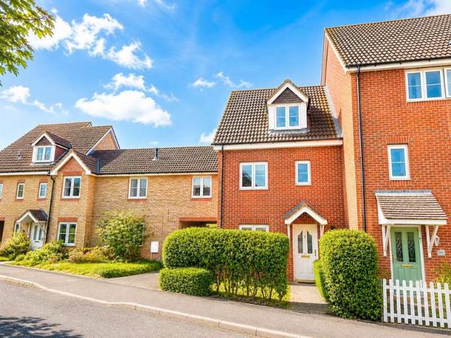 Cottage for sale in Lee-on-the-Solent, Middlecroft