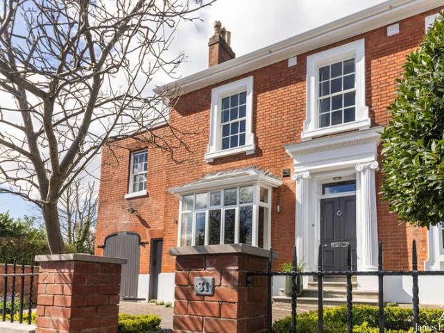 Cottage for sale in Calthorpe Fields, West Midlands