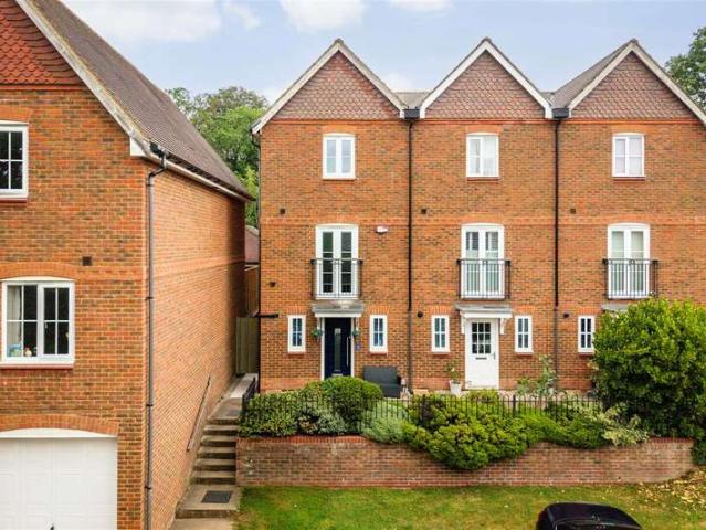 Cottage for sale in Bolnore Village, Perryfields