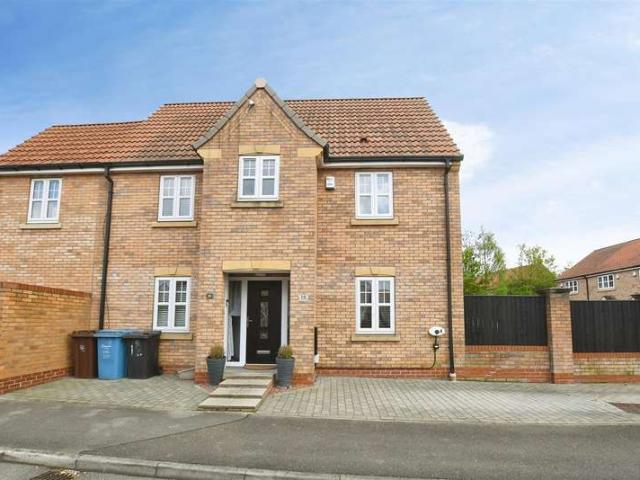 Cottage for sale in Kingswood, Hull