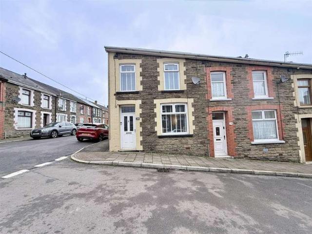 Cottage for sale in Aberaman North, Aberaman