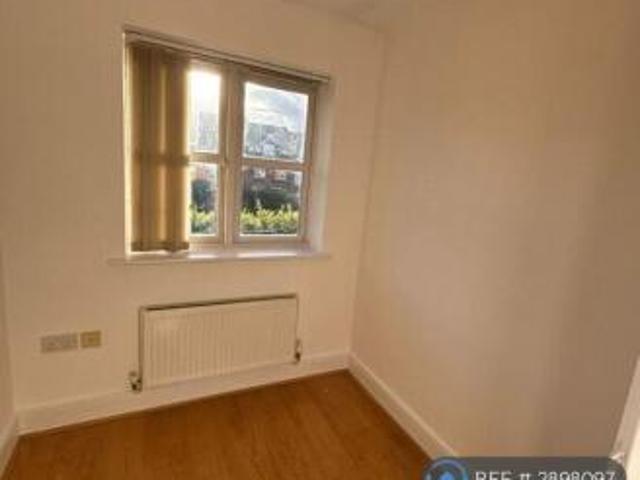 Cottage for rent in Old Wharf, City Of Leicester