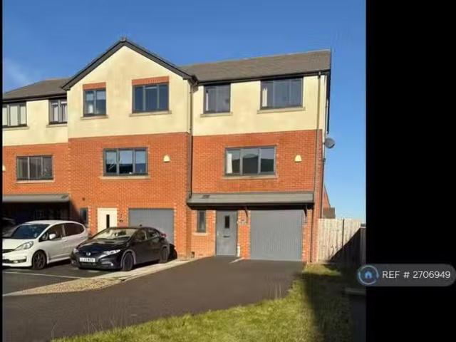 House for rent in Stanhill, Backburn