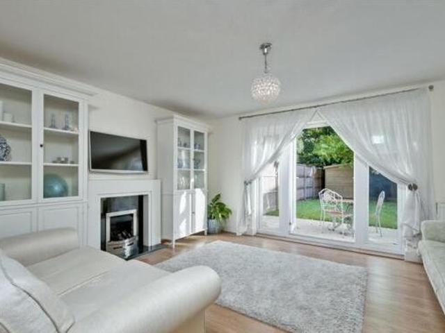 House for rent in Blackhills, Surrey