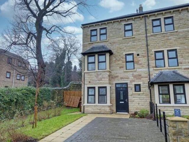 House for rent in Oakwood, Leeds