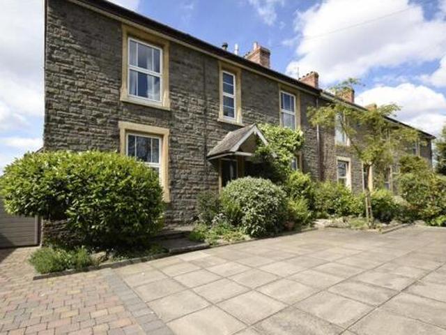 House for rent in Lyons, Greater London