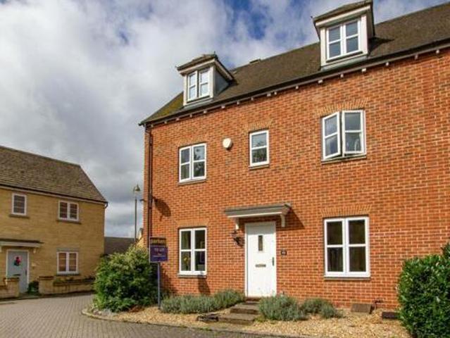 House for rent in Madley Park, Black Bourton