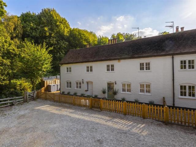 House for sale in Bourne Vale, Kent
