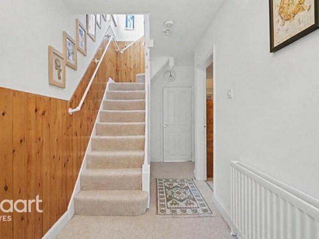 House for sale in Yeading, Greater London