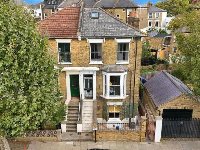 House for sale in Victoria Park Village, Greater London