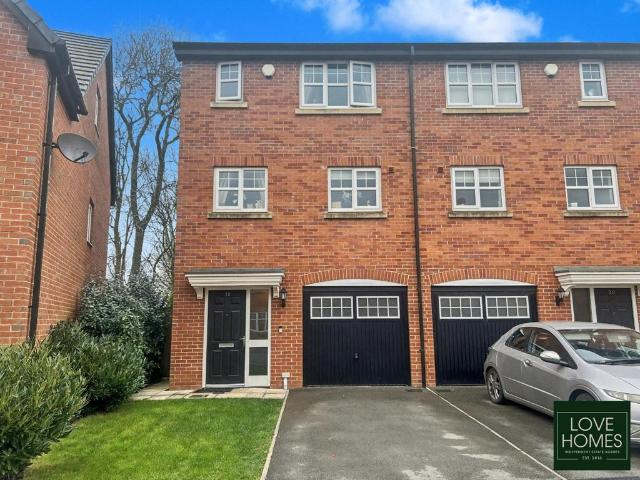 House for sale in Cabus, Lancashire