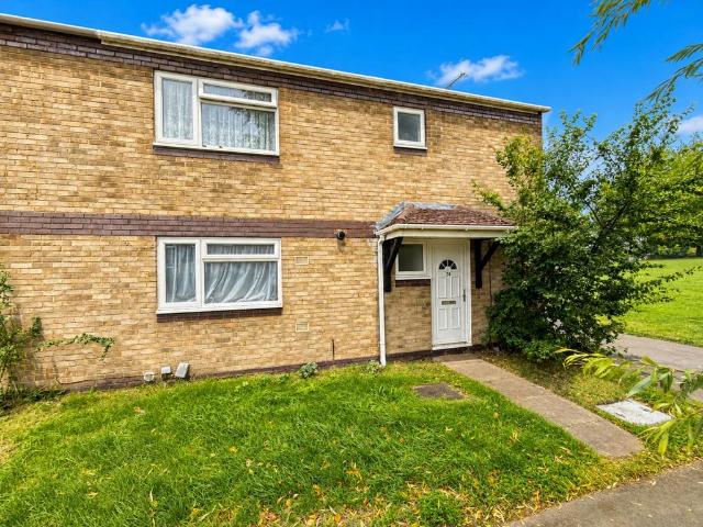House for sale in Parkside, Houghton Regis