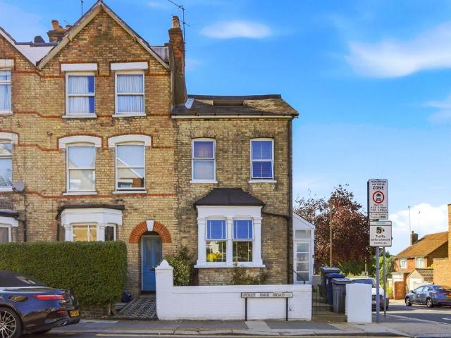 House for sale in Friern Barnet, Greater London