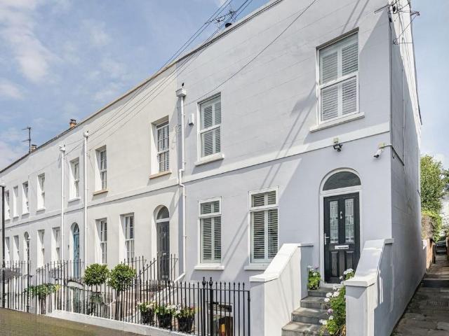 House for sale in Golden Valley, Gloucestershire