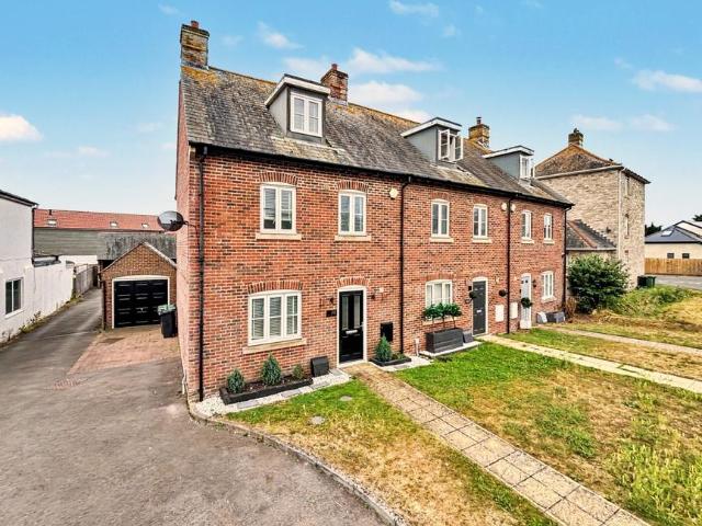 House for sale in Chickerell