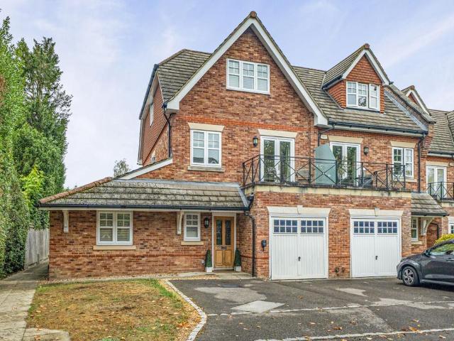 House for sale in Temple Park, Binfield