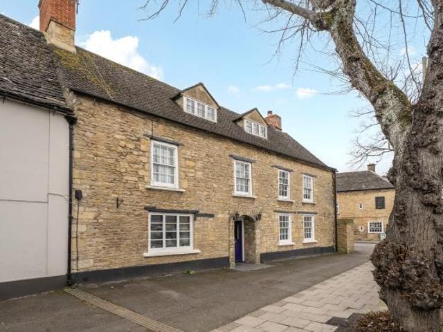 House for sale in Deer Park, Black Bourton
