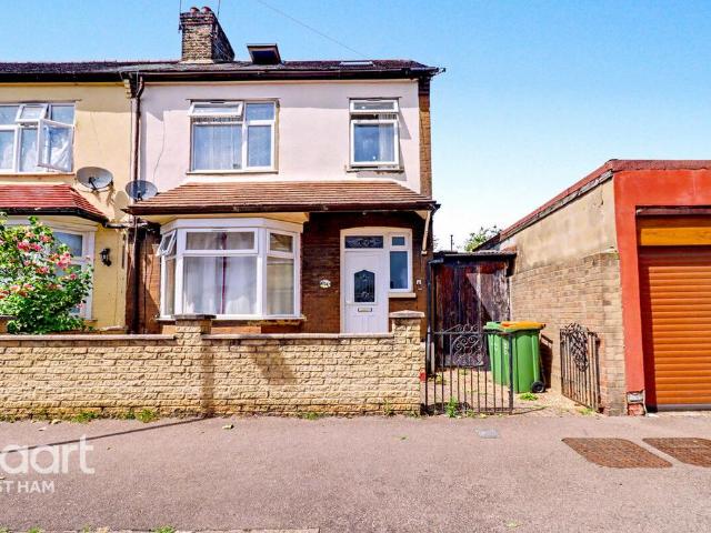 House for sale in Beckton, Greater London
