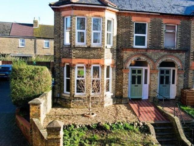 House for sale in Tower Hamlets, Ash