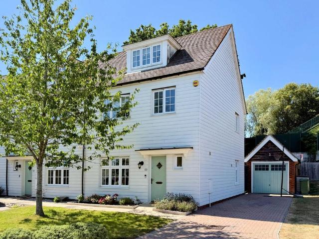 House for sale in Orlestone, Bridgefield