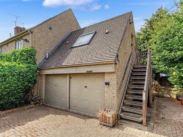 House for sale in Black Bourton, Oxfordshire