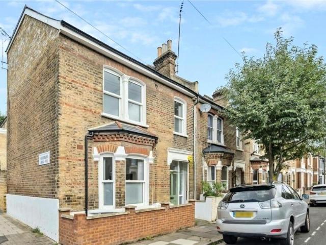House for sale in Shepherd's Bush, Greater London