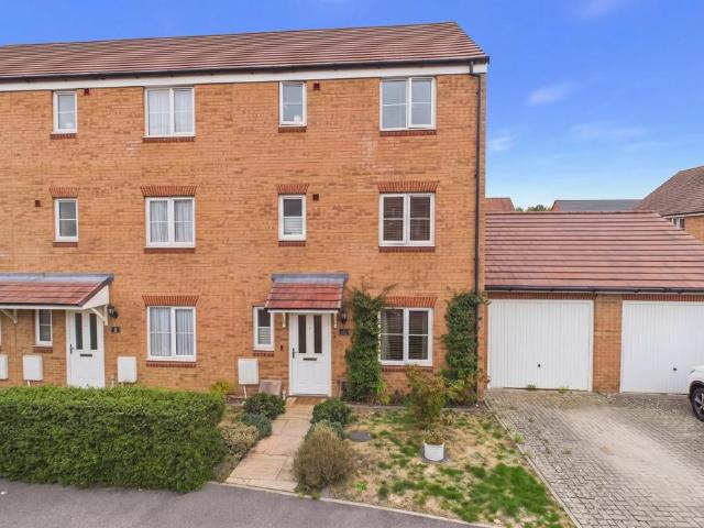 House for sale in Sindlesham, Winnersh