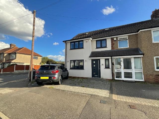 House for sale in London Borough of Havering, Greater London