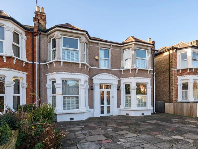 House for sale in London Borough of Lewisham, Greater London