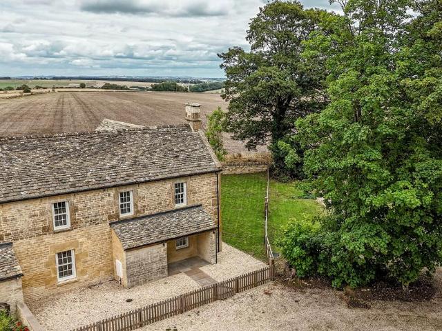 House for sale in Compton Abdale, Cotswold