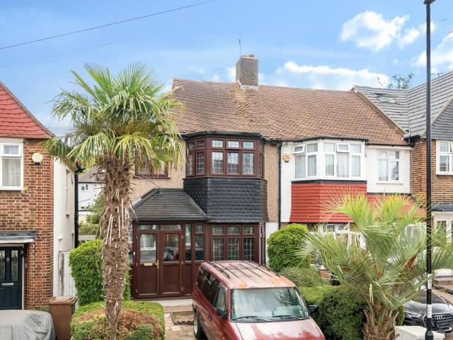 House for sale in London Borough of Lewisham, Greater London