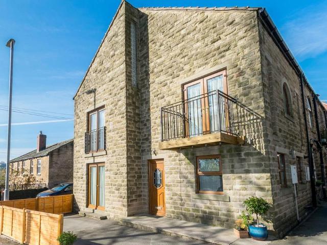 House for sale in Flockton, West Yorkshire