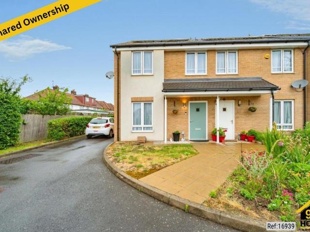 House for sale in Hayes, Greater London