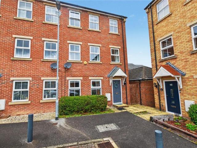 House for sale in Thorpe, West Yorkshire
