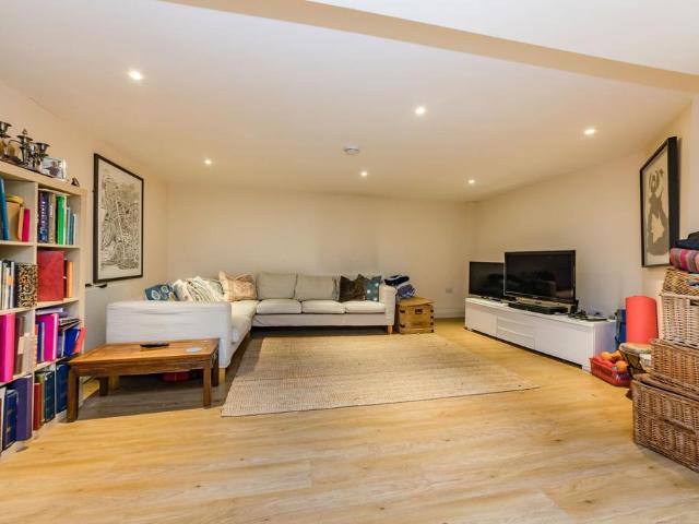 House for sale in Lewes, Iford