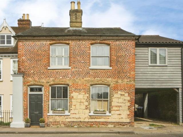 House for sale in Moreton Hall, Chedburgh