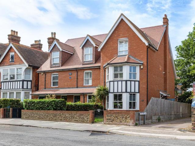 House for sale in Westgate-on-Sea, Acol