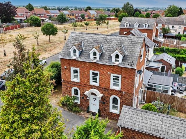 House for sale in Snipeshill, Oad Street