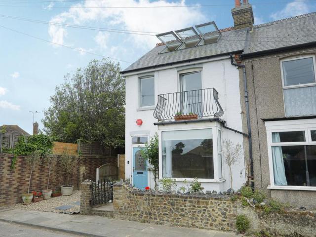 House for sale in Birchington, Acol