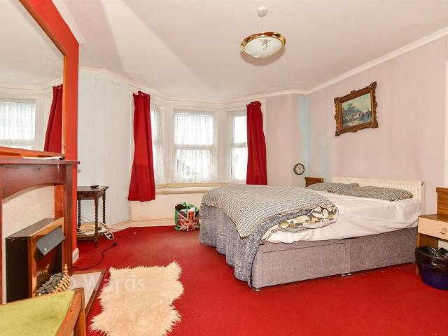 House for sale in Tower Hamlets, Dover