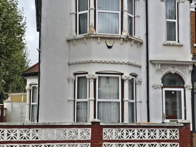 House for sale in Manor Park, Greater London
