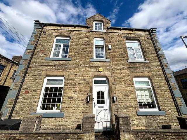 House for sale in Cross Stone, Calderdale