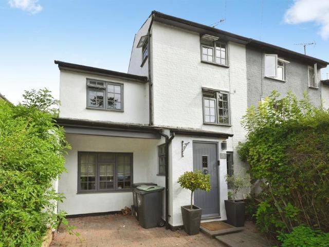House for sale in Pleasant Valley, Duton Hill