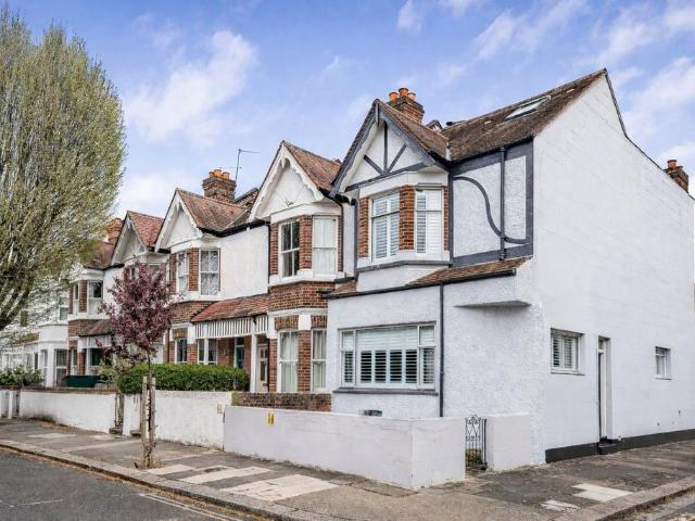 House for sale in London Borough of Ealing, Hanwell