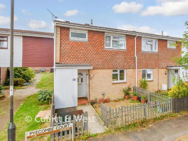 House for sale in Bewbush, Crawley